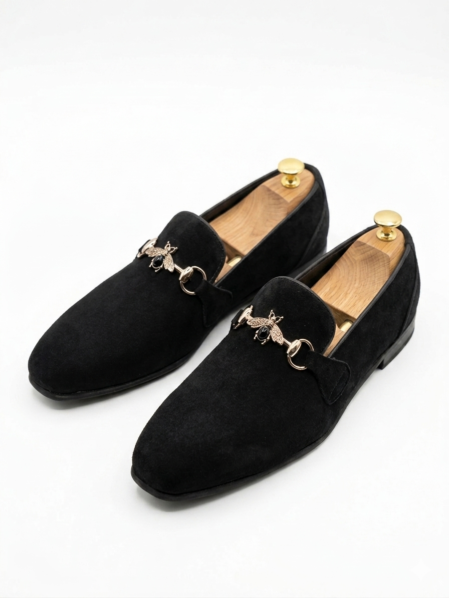 Suede Bee Black