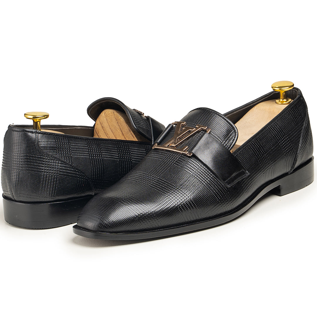 MACON BLACK