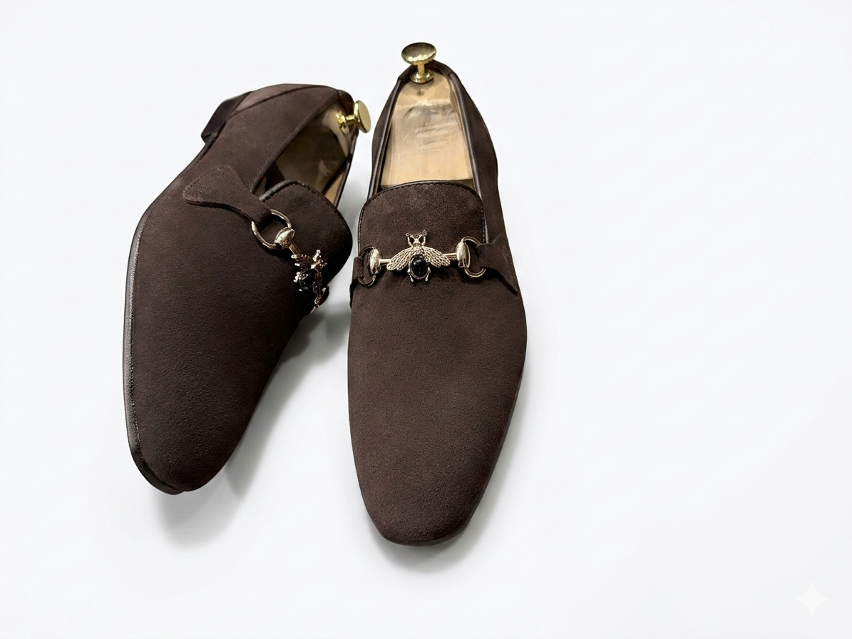 Suede Bee Brown