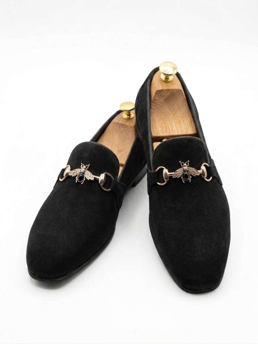 Suede Bee Black