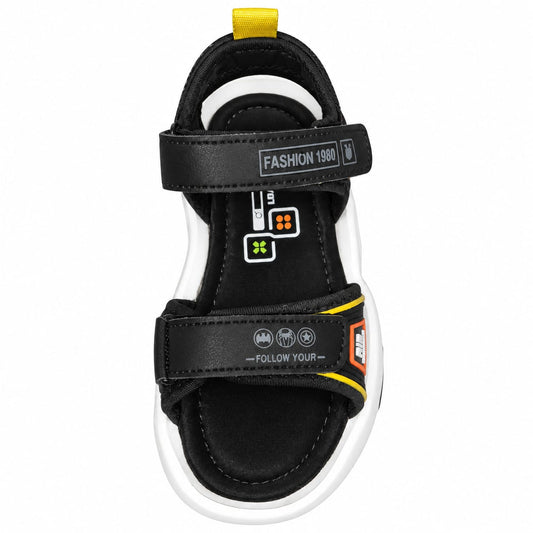 Sporty black sandals