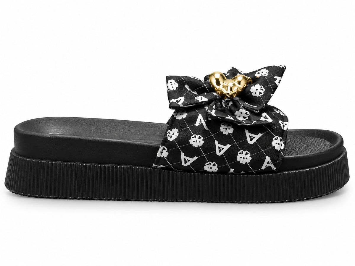 CHARM KNOT SLIDES
